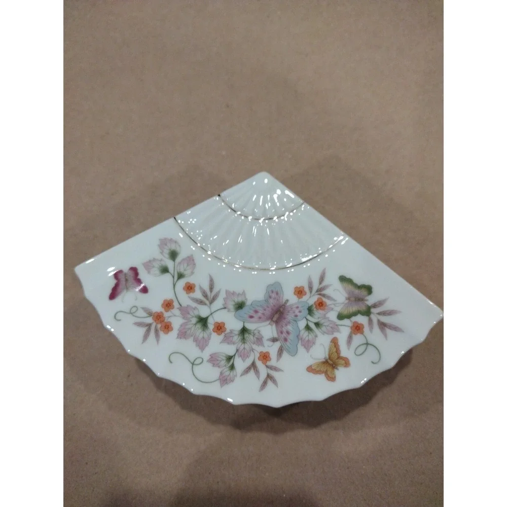 Vintage Avon Fan Shaped Floral & Butterfly Design Porcelain Trinket Box w/Lid